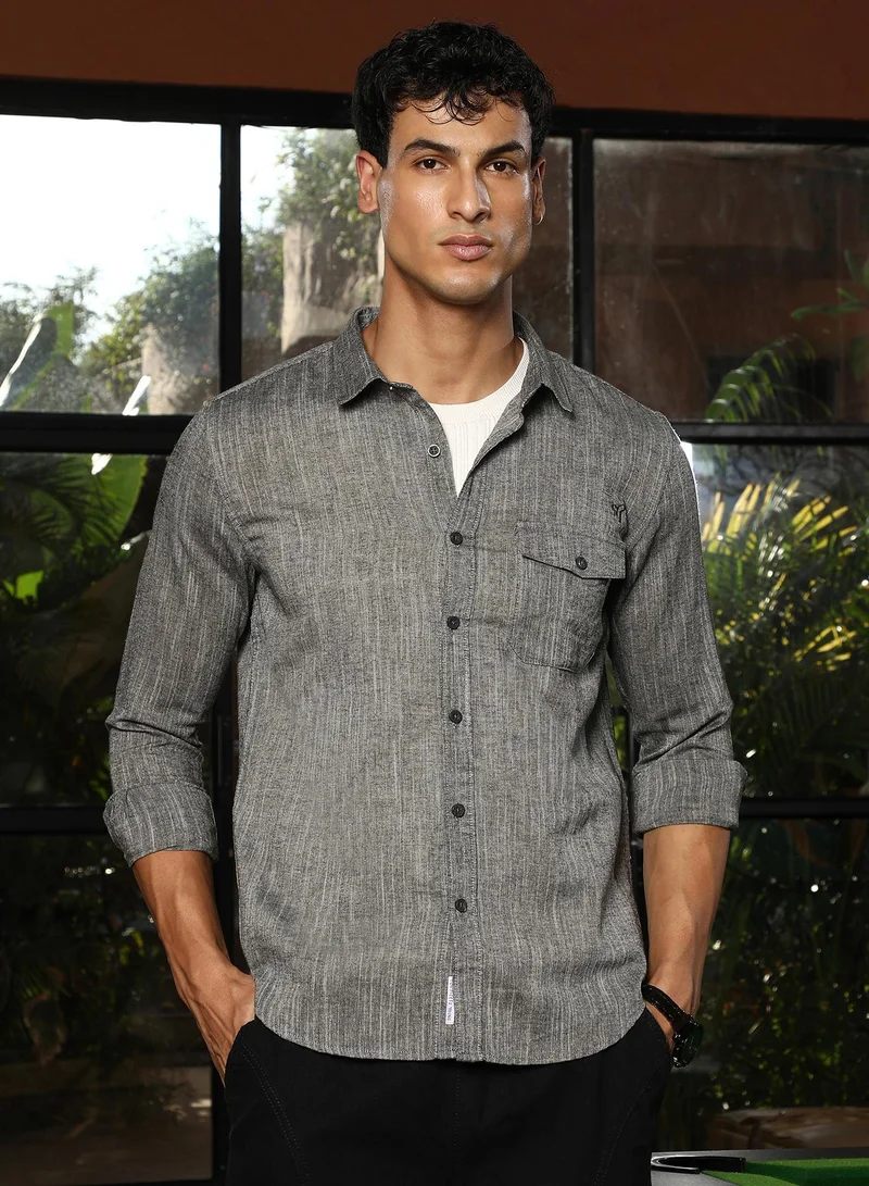 Campus Sutra Men Thread-Jacquard Shirt | Spread Collar , Long Cuffed Sleeves | Button Closure Curved Hem | Abstract Jacquard | Woven Fabric For Casual & Daily Wear | Charcoal Grey