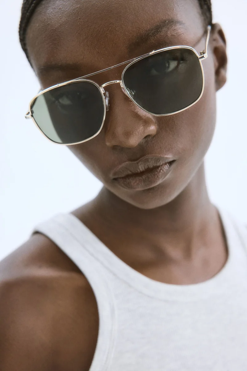 اتش اند ام نظارة شمسية بتصميم أفييتر