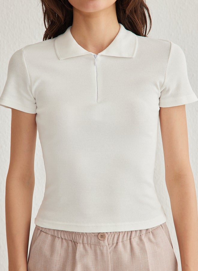 trendyol Ecru Fitted/Fits the Body Polo Collar Flexible Knitted Blouse  - Image 3