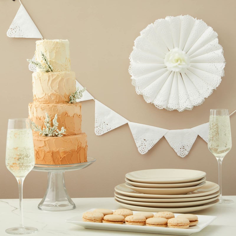 Juvale Paper Lace Doilies - Doilies for Tables & Table Decoration - Dessert Display & Cake Box Liners - Cake Tray Liner for Baked Treats - 250-Pack, 10.5 in, White - Image 3