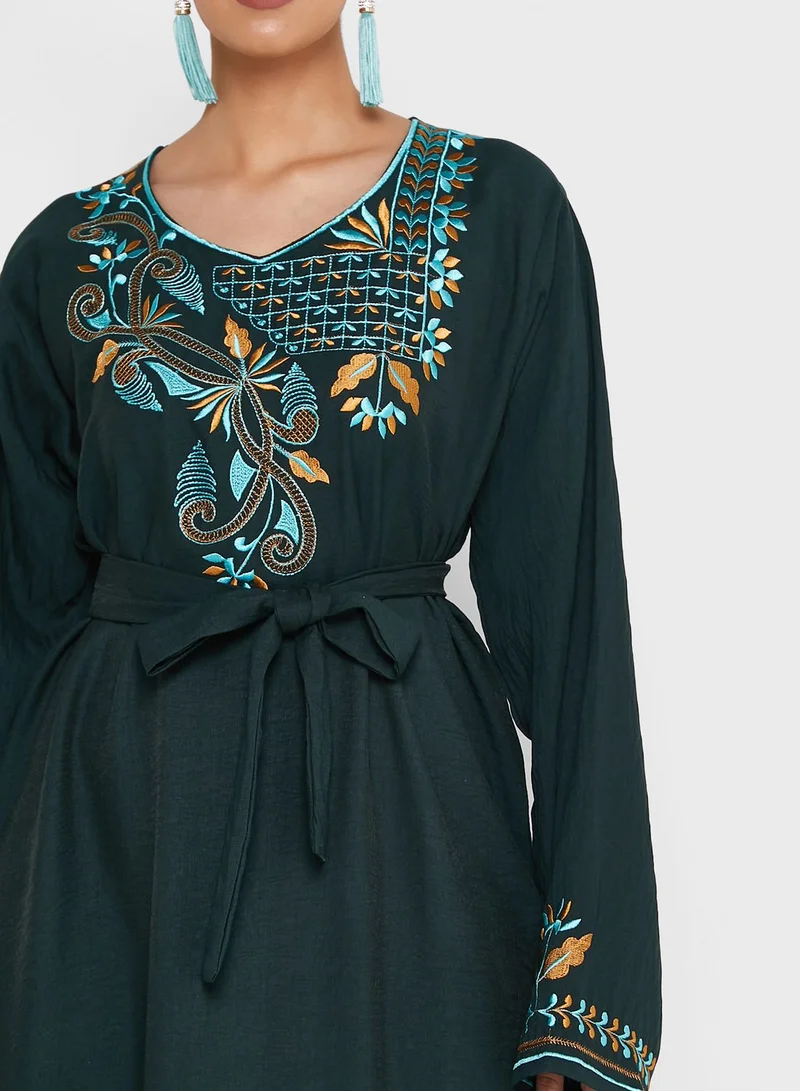 hayas closet Embellished Belted Jalabiya