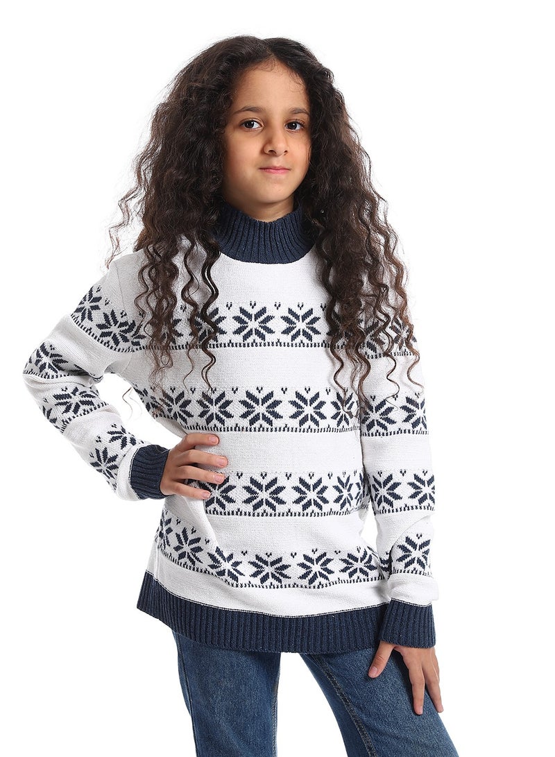 سيزار بلوفر صوف بناتي مزود برقبة عالية ونقوش - Image 1