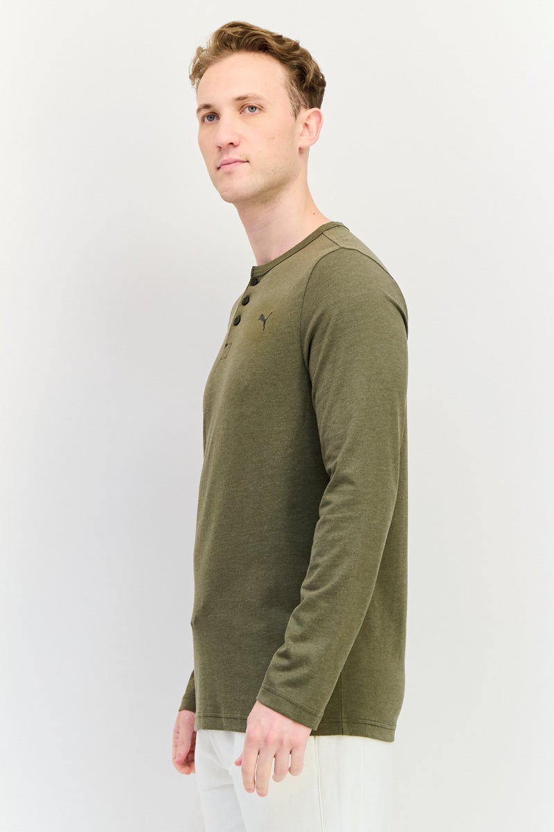 PUMA تي شيرت رياضي طويل الأكمام للرجال بقصة ضيقة، زيتوني - Image 2