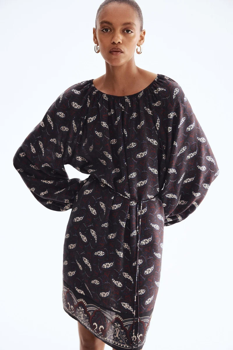 H&M Oversized tie-belt dress