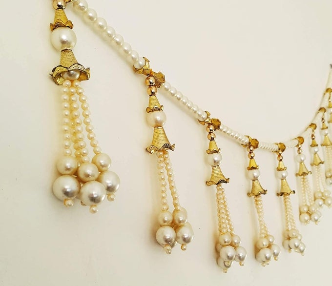 TRADITIONAL WHITE GOLD ZULA PEARL BEADS HANDMADE DOOR HANGINGBANDARWALTORAN FOR DOOR TRADITIONAL BANDARWAL FOR DOOR 1 METER LENGTH MULTICOLOUR MEDIUM