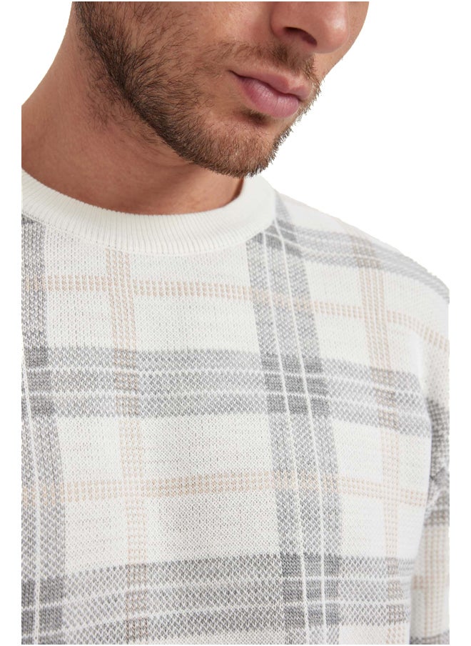 DeFacto Man Tricot Relax Fit Crew Neck Pullover  - Image 1