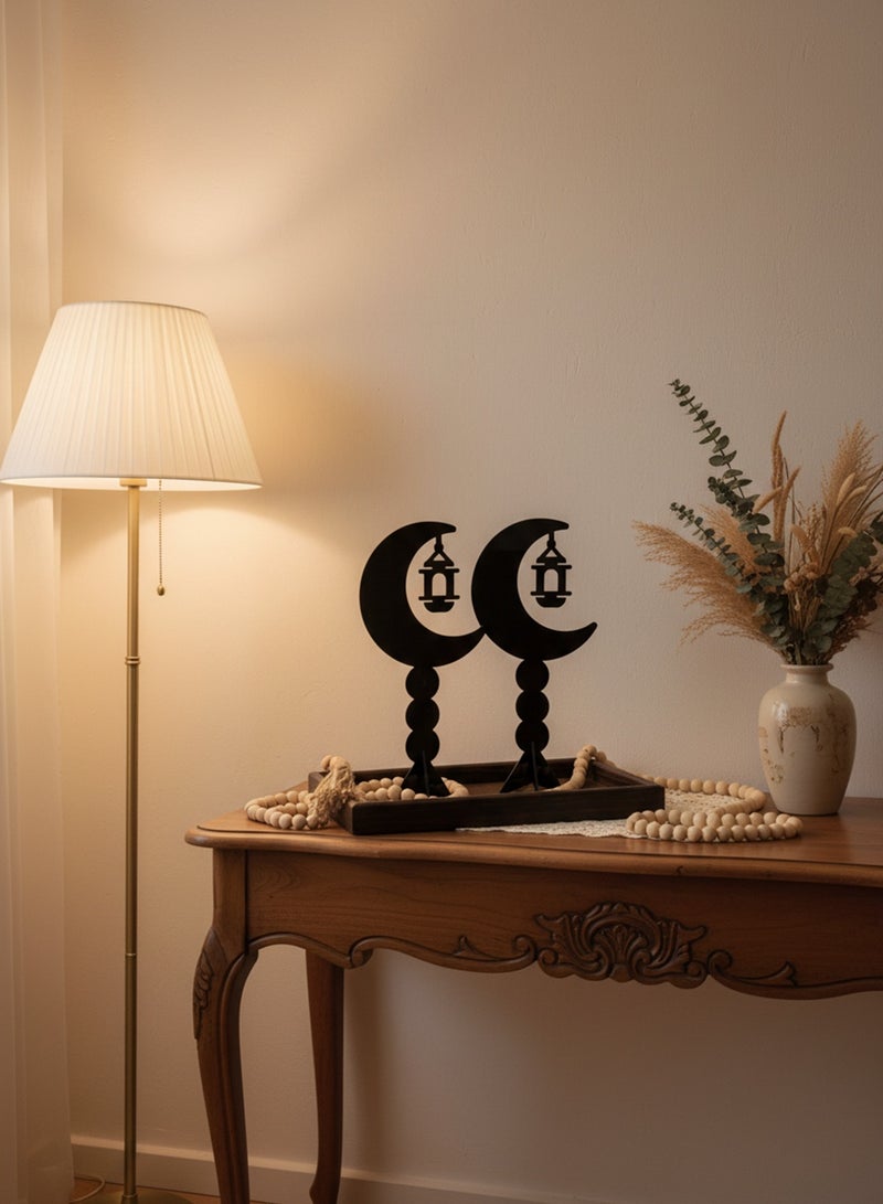 لوحة مجموعة من قطعتين ستاند ديكور من الأكريليك على شكل هلال يحمل فانوس رمضان - Image 5