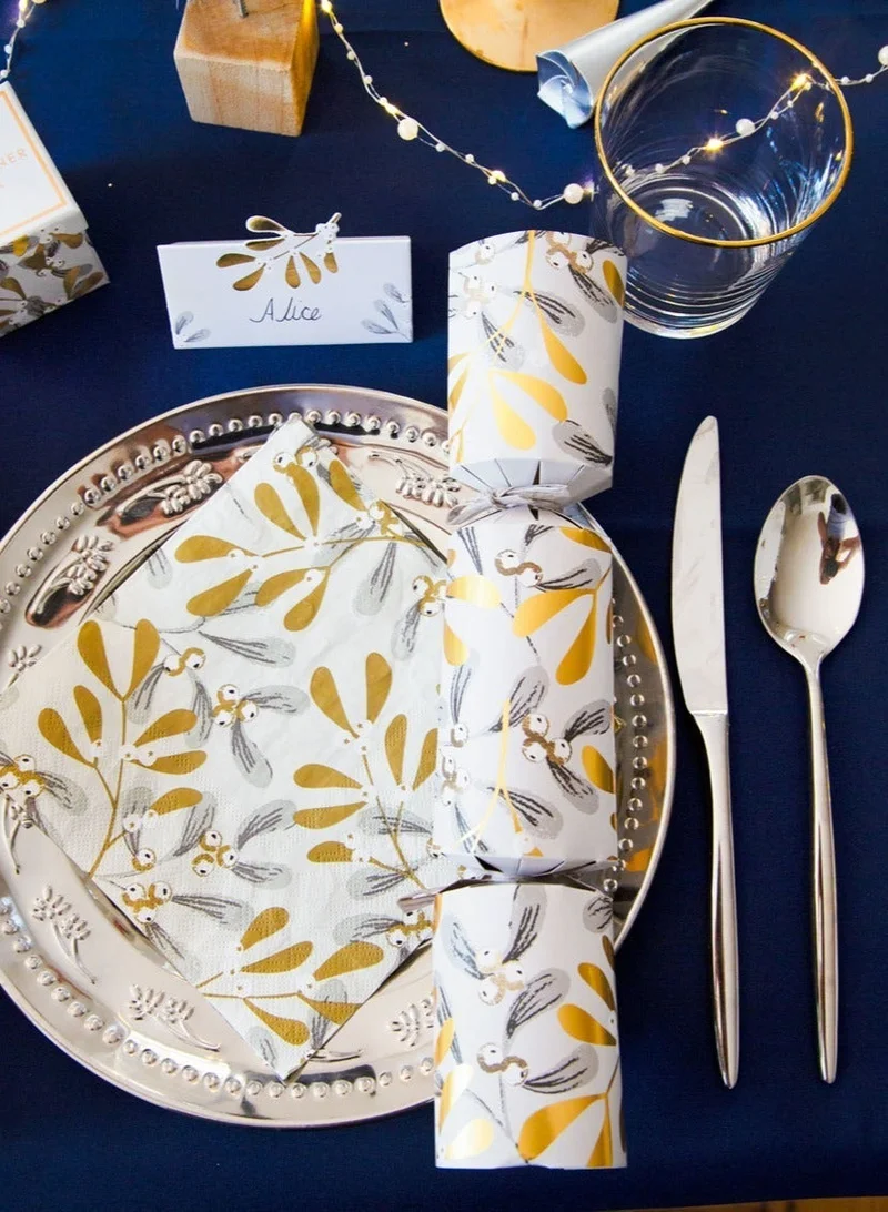 توكينج تيبلز منديل عيد الميلاد بالكرز  سم  قطعة