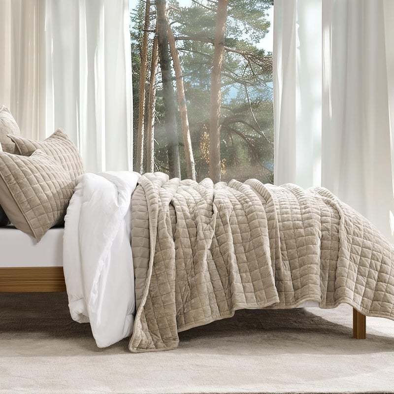 RECYCO Luxury Velvet Quilt Set King Size Bedding Sets, Ultra Soft Velvet Comforter Set, Lightweight Channel Box Stitch Oversized Bedspread Coverlet for All Season, with 2 Shams, Urban Taupe - Image 2