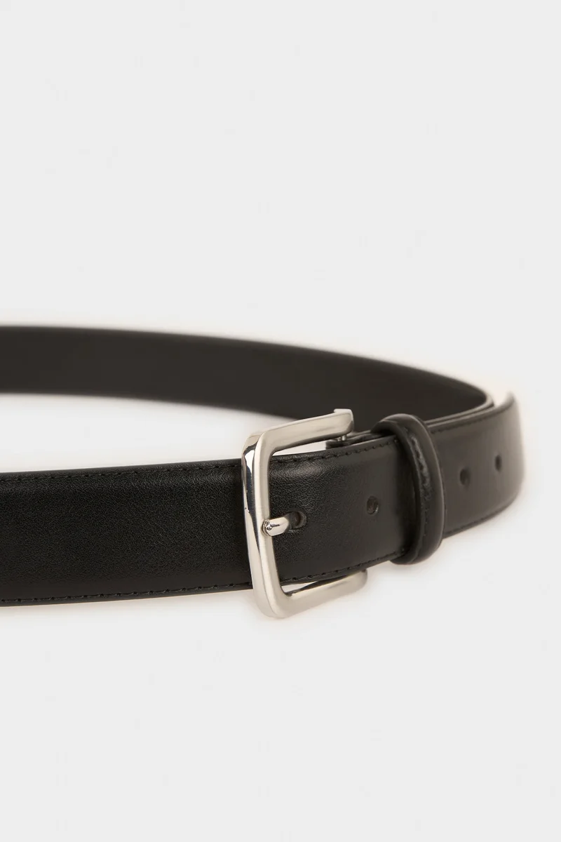 ديفاكتو Man Rectangle Clasp Faux Leather Belt