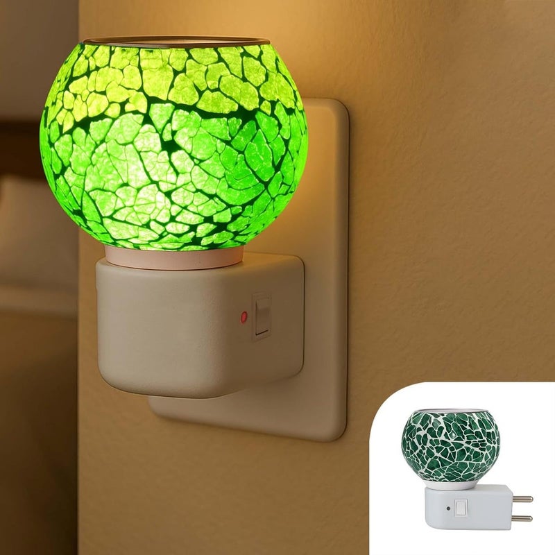 FAME ADDA موزع زيت عطر الكافور والعود من كابور كابور داني باللون الأخضر - Image 1
