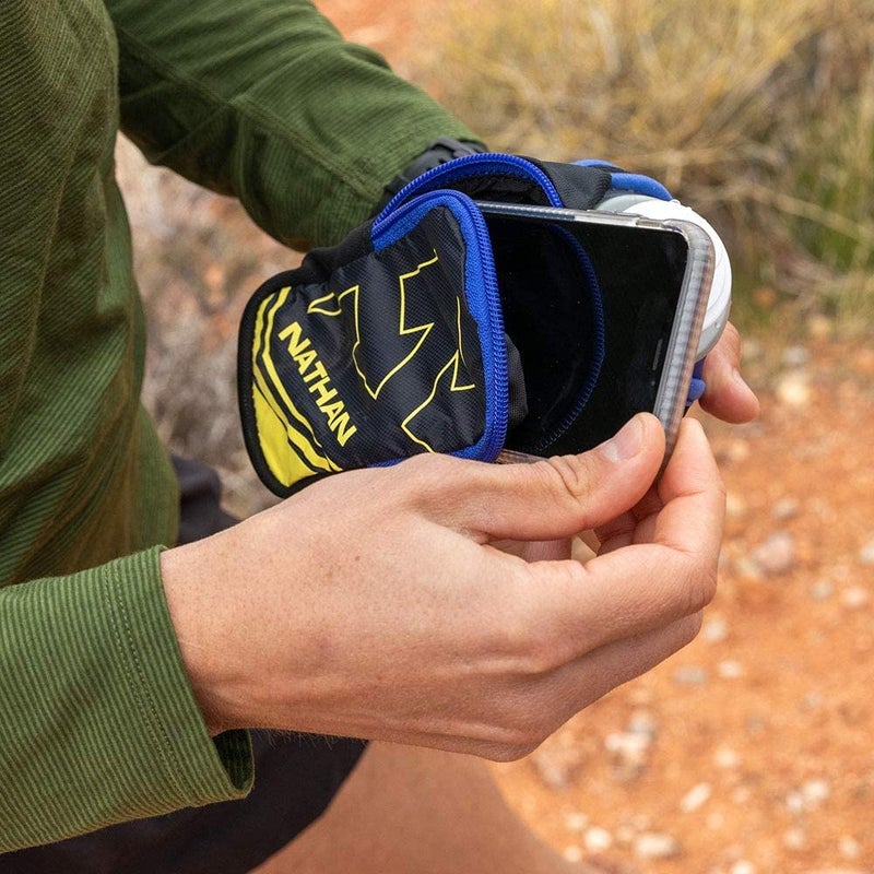 Nathan SpeedDraw Plus Insulated Handheld Water Bottle â€“ Grip-Free Running Flask for Runners, Hiking, and Sports - Image 4