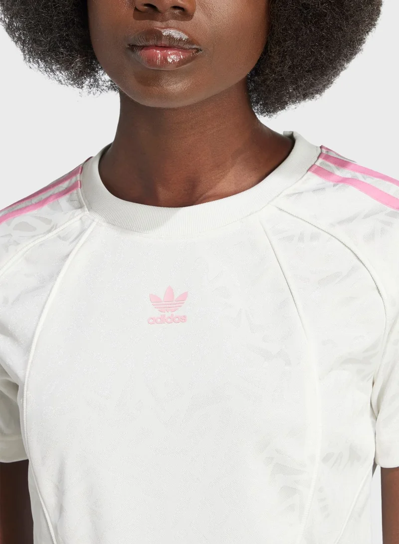 adidas تيشيرت جيرسيه أساسي