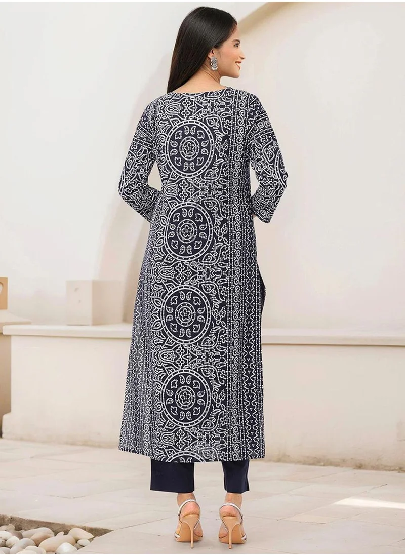ISHIN Navy Blue Kurta Set Straight Fit 3/4 Sleeve Sleeve made from Cotton featuring Self Design design and Round Neck neckline - Perfect for Ethinic!