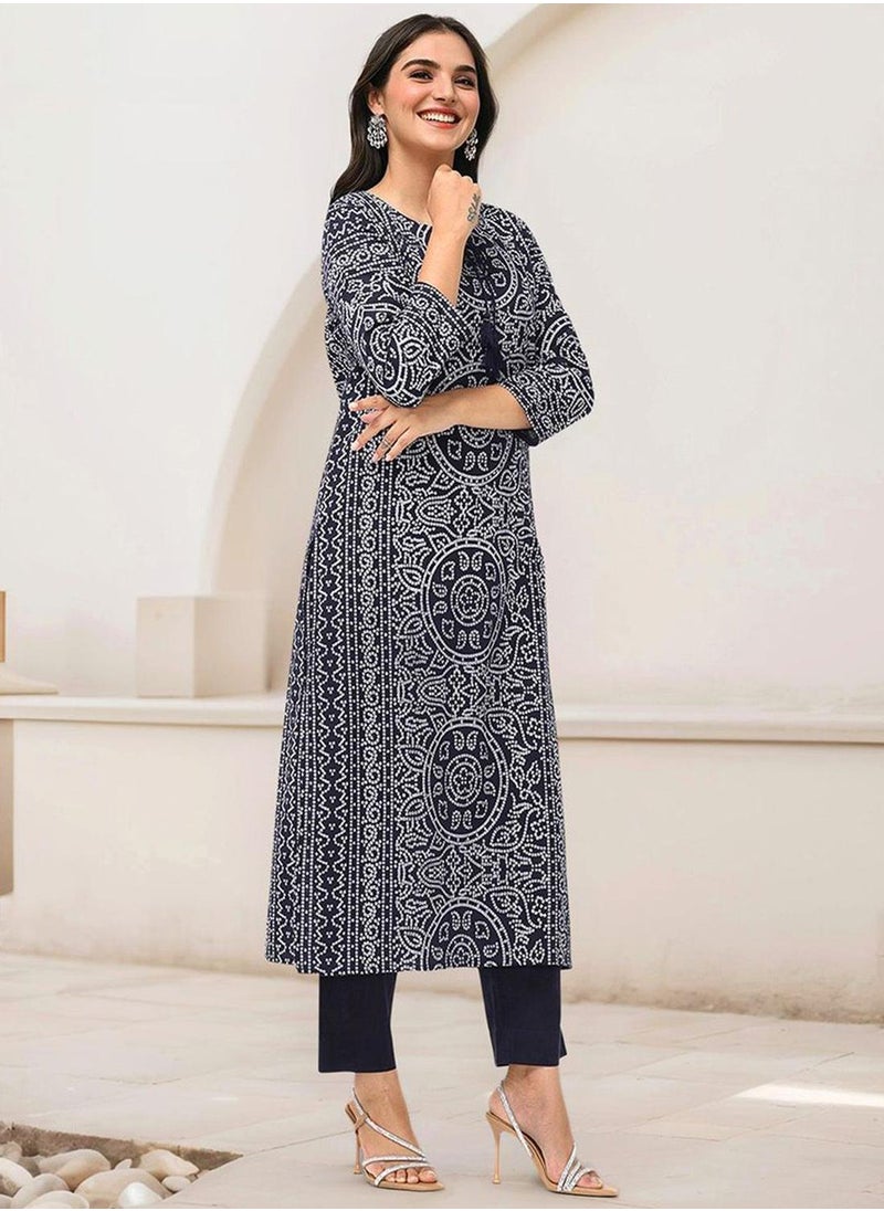 ISHIN Navy Blue Kurta Set Straight Fit 3/4 Sleeve Sleeve made from Cotton featuring Self Design design and Round Neck neckline - Perfect for Ethinic!  - Image 3