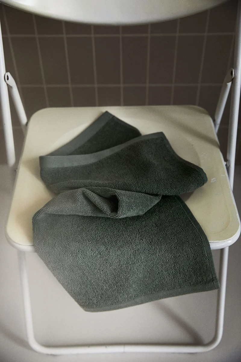H&M Terry hand towel