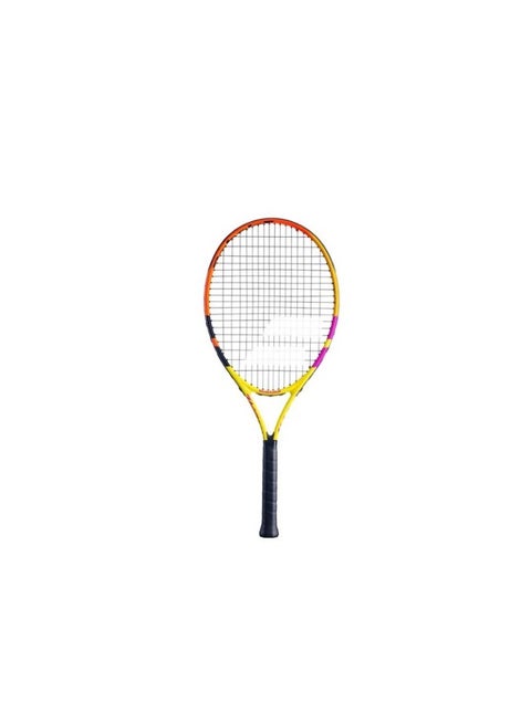 مضرب تنس نادال جونيور ذو 26 وترًا    المادة: ألومنيوم   المقاس: 26    الوزن: ٢٤٥ غرامًا
