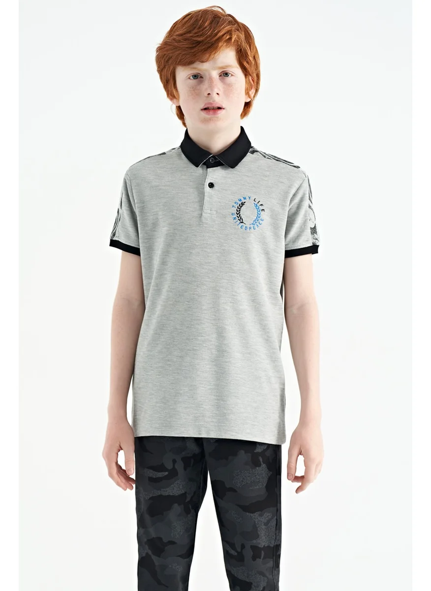 تومي لايف Gray Melange Print Detailed Pola Collar Standard Pattern Boys T-Shirt - 11166
