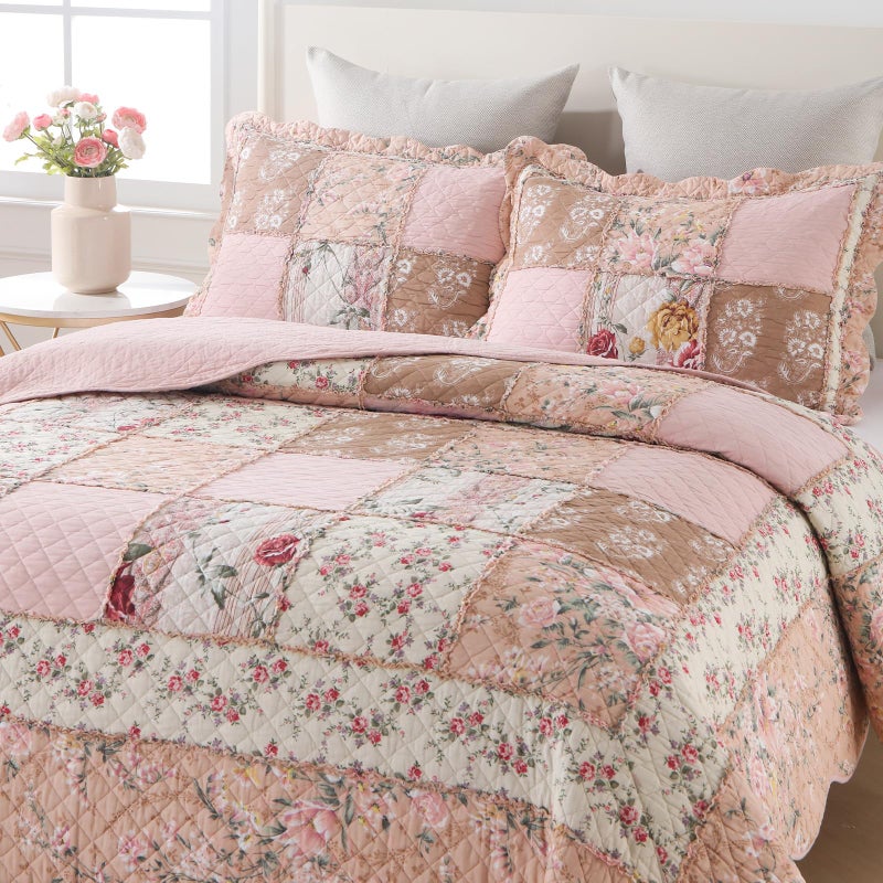 Yvooxny Quilts California King Patchwork Pink Floral Quilt Set Vintage Shabby Chic Botanical Quilted Bedspread 3-Piece Quilt Set with Ruffles for All Seasons, California King, 118 * 110 Inches - Image 3