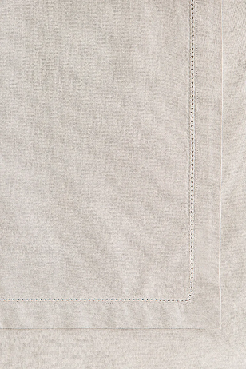 H&M Cotton table runner