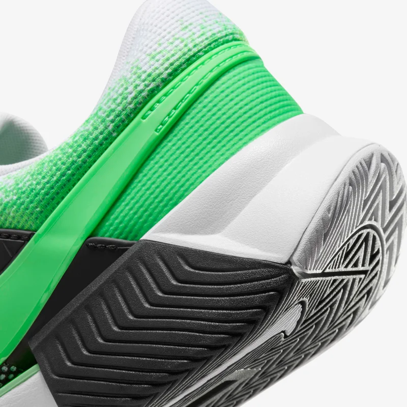 Nike Men's Zoom GP Challenge 1 Hard Court Tennis Shoes