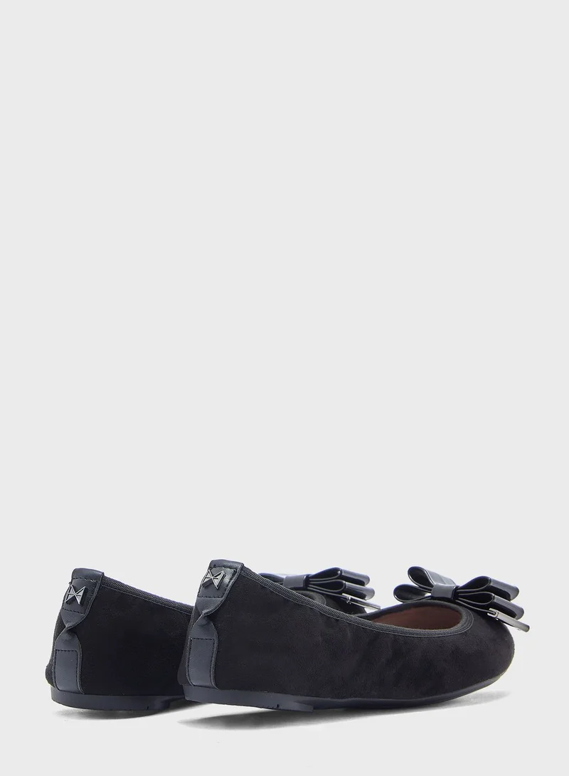BUTTERFLYTWISTS Milie Round Toe Ballerina