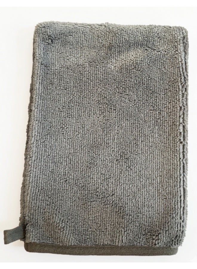 LUXE Grey Face Mitt 21×15 cm-360GSM-Soft & Gentle Skincare Accessory - Image 1