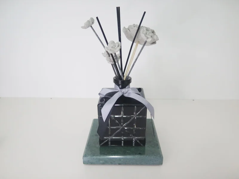 ميسي Special Chamfer Cut Square Decorative Green Natural Marble Stone