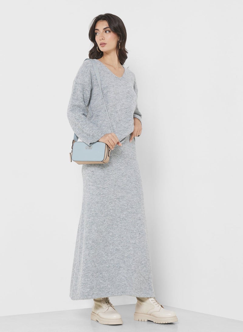 4th & Reckless V-Neck Brushed Sweater - Image 4