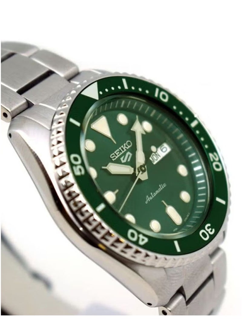 Seiko - Men's 5 Sports Water Resistant Analog Watch, SRPD61K1 - Image 1
