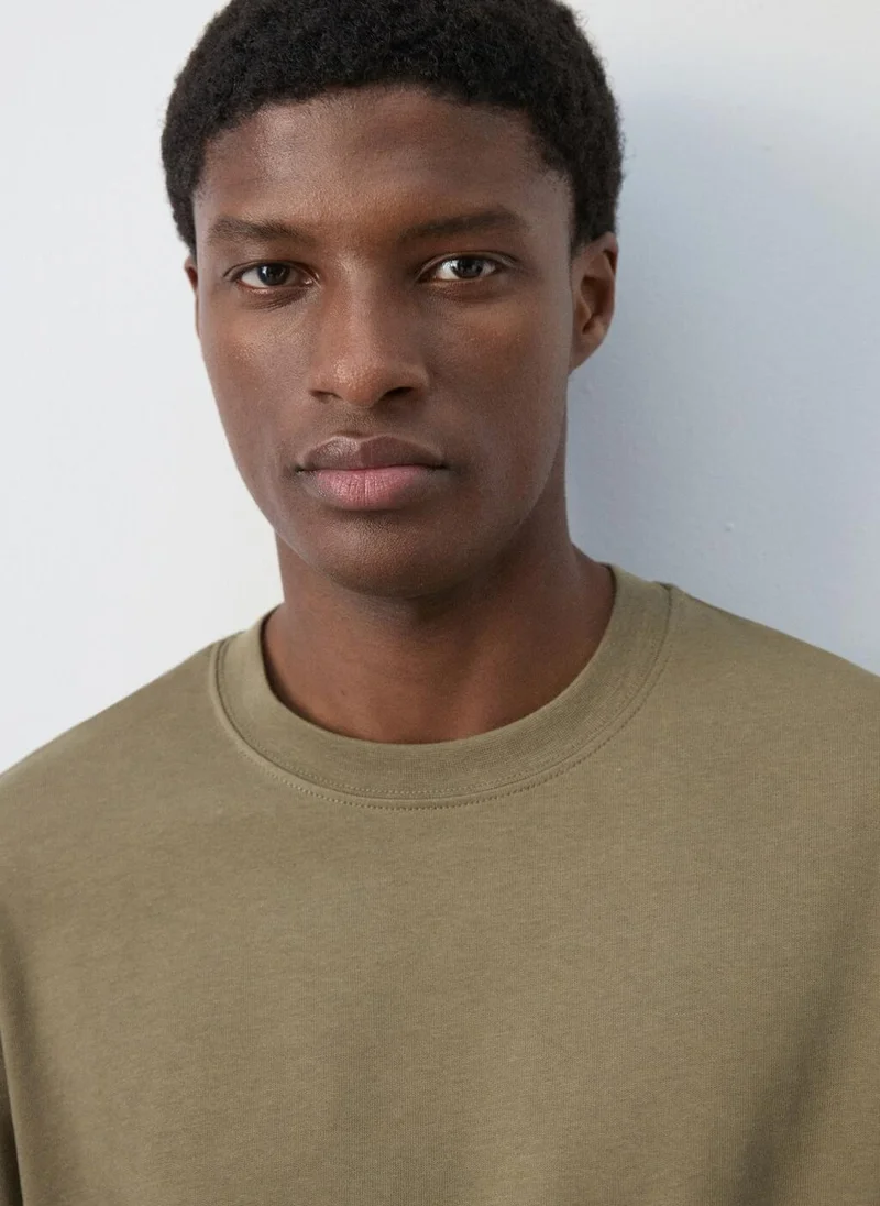 Mango Man 37-KHAKI Relaxed-Fit 260-Gsm T-Shirt for Men | Best Price UAE