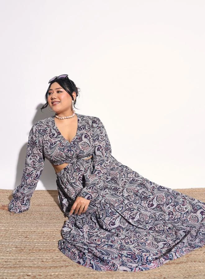 SASSAFRAS Plus Size Blue Paisley Maxi Dress with Cutouts