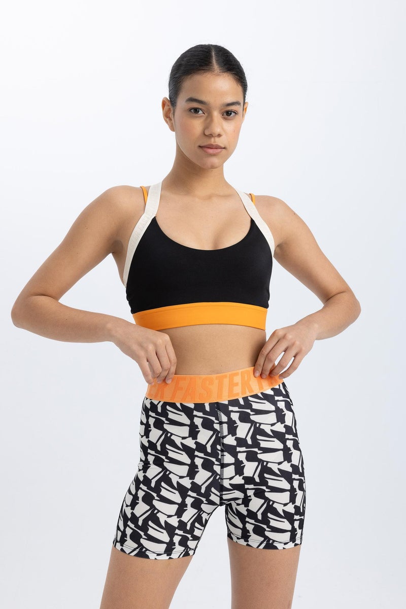 DeFacto Woman DeFactoFit Crew Neck Sports Heavy Fabric Bra - Image 5