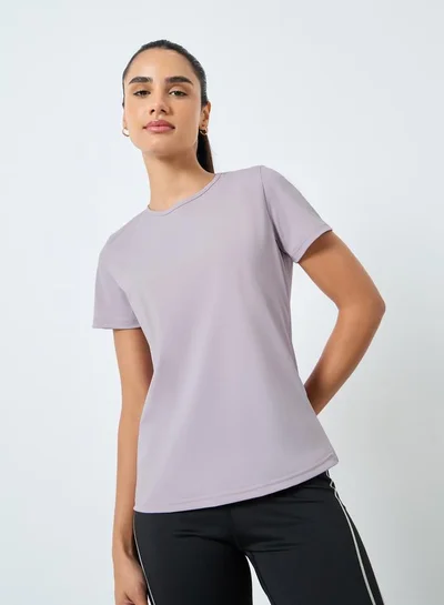 ستايلي اكتيف بلوزة بتفاصيل بارزة الملمس