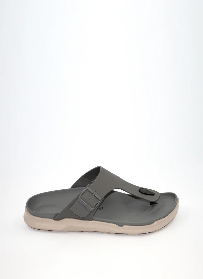 Geoomnii Traditional Arabic Sandals for Men – Comfortable Leather Slip-On Design – Perfect for Everyday Wear & Occasions -Dark Grey