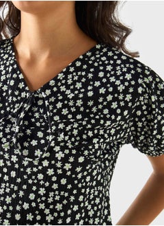 2Xtremz Printed Tie-Up Neck Top  - Image 3