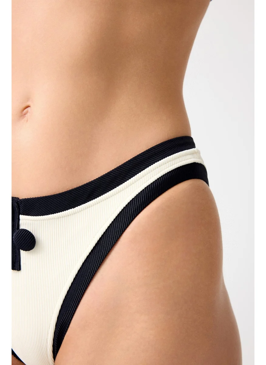 Los Ojos x Melodi Cream-Black Brazilian Model Bikini Bottom Vintage Bottom