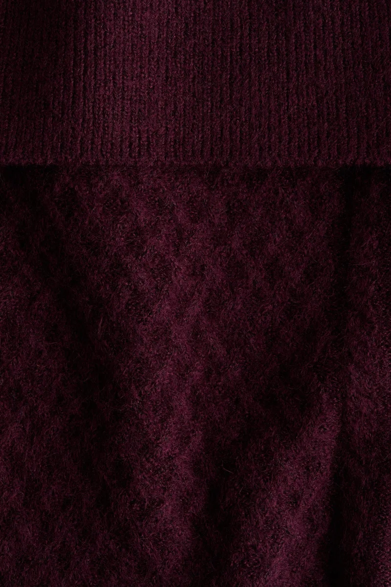 H&M Off-the-shoulder jumper