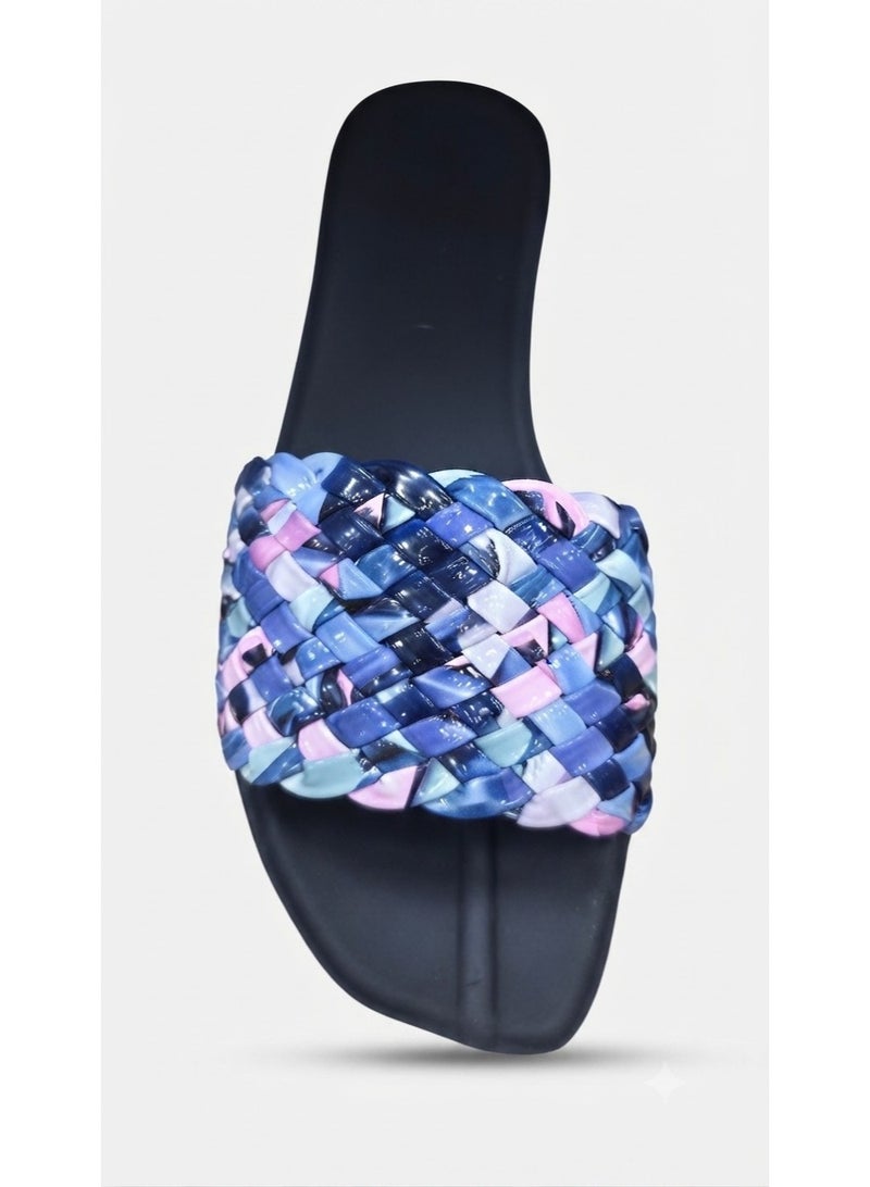 Stylish women's slippers with a braided and colorful design - Image 4