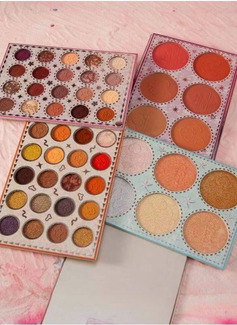 MAKE UP KIT EYESHADOW & HIGHLIGHTER & BLUSHER
