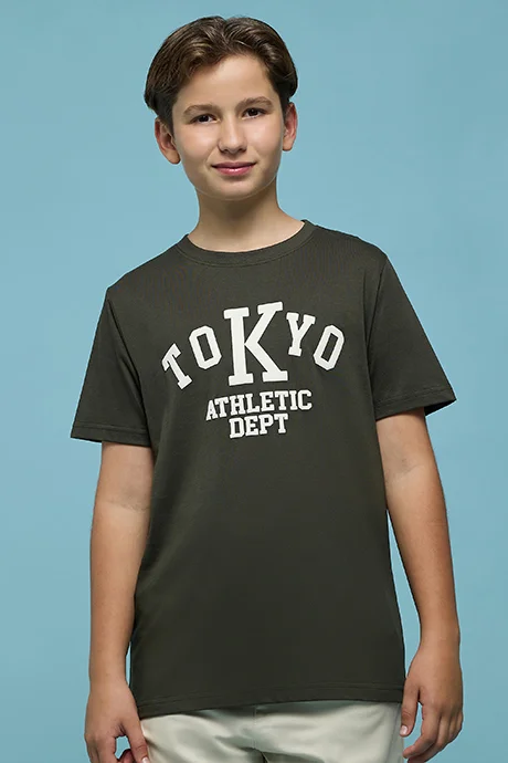 أر أند بي Printed T-Shirt with Crew Neck and Short Sleeves
