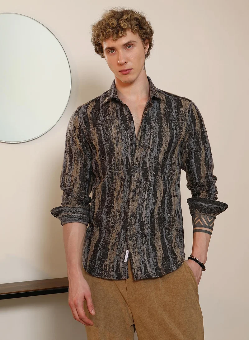 Campus Sutra Men's Artistic Striped Cotton-Polyester Blend Shirt | أكمام قصيرة | مخطط | مناسب للإطلالات الكاجوال واليومية | طوق منتشر