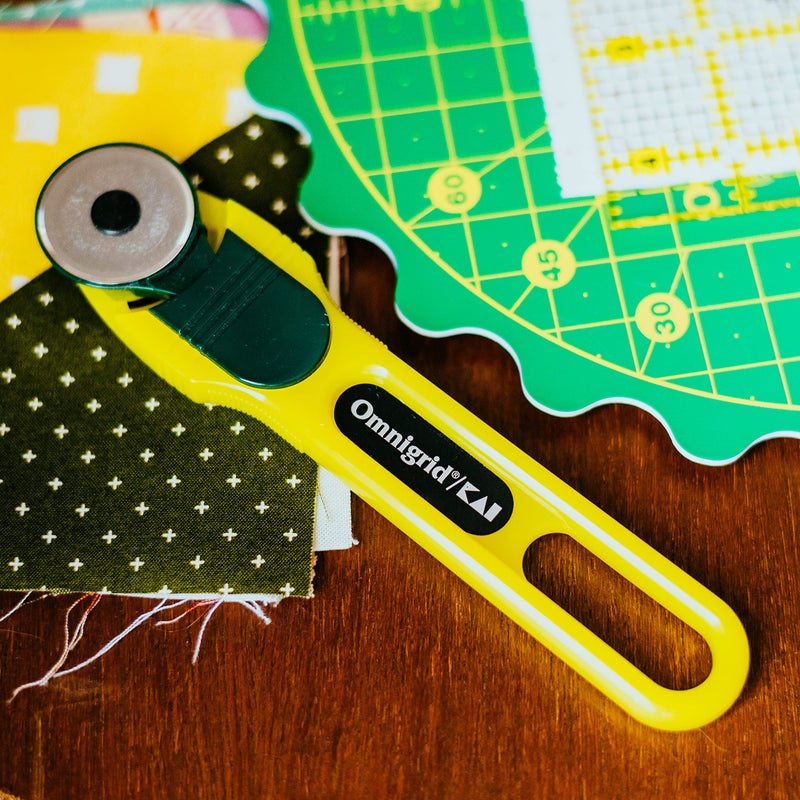 Omnigrid Rotary Cutter, 28 mm - Image 4