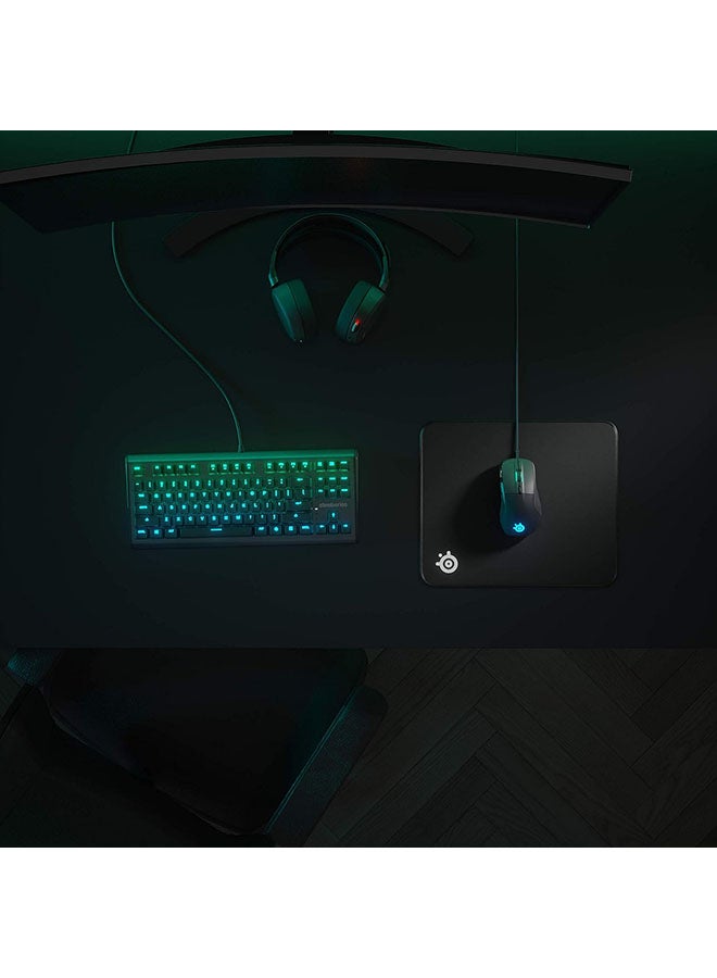 Steelseries Qck Edge Cloth Gaming Mouse Pad - Never-Fray Stitched Edges - Optimized For Gaming Sensors - Size M - Image 4