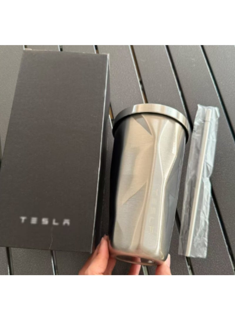 Tesla تسلا - كوب ستانلس ستيل مزخرف بتصميم أنيق، مع علبة هدايا متطابقة وقشة للترطيب الأنيق - Image 4