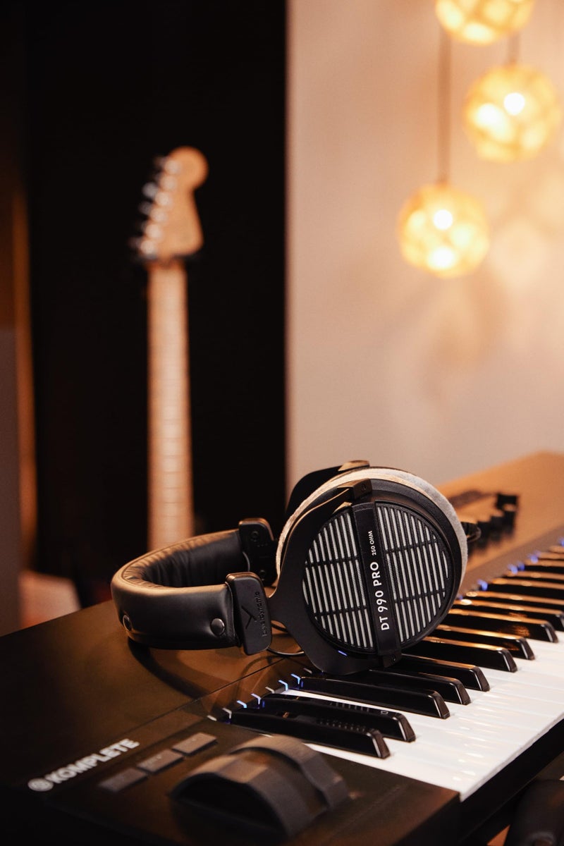 Beyer Dynamic beyerdynamic DT 990 Pro 250 ohm Over-Ear Studio Headphones For Mixing, Mastering, and Editing  - Image 3
