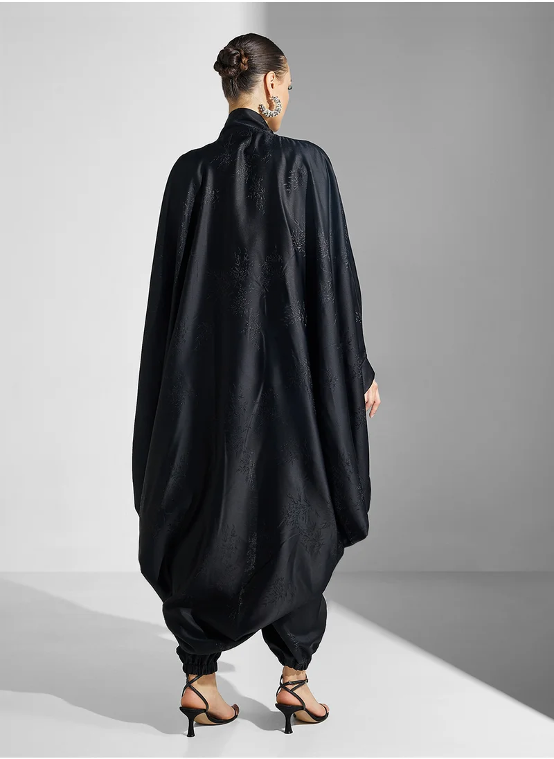 هيا كلوزيت Cape Sleeve Black Abaya