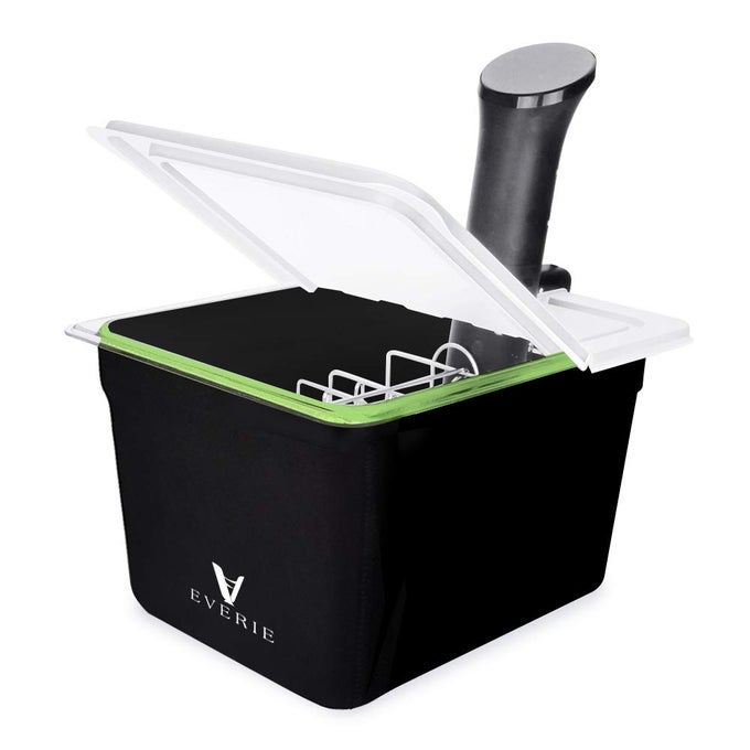 SOUS VIDE CONTAINER 12 QUARTS WITH COLLAPSIBLE HINGE LID AND SOUS VIDE RACK AND INSULATION SLEEVE COMPATIBLE WITH ANOVA COOKER ALL MODELS KIT12NANOPP