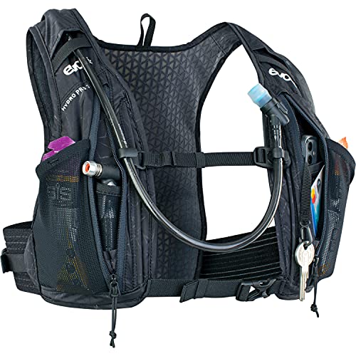 EVOC Hydro PRO 3 + 1,5l Hydration Bladder, Hydration Backpack for Cycling, Hiking or Jogging, (Extra Light, Two Nutrition COMPARTMENTS, Two Chest Strap Pockets, 1,5l Camel Pack), Black - Image 4