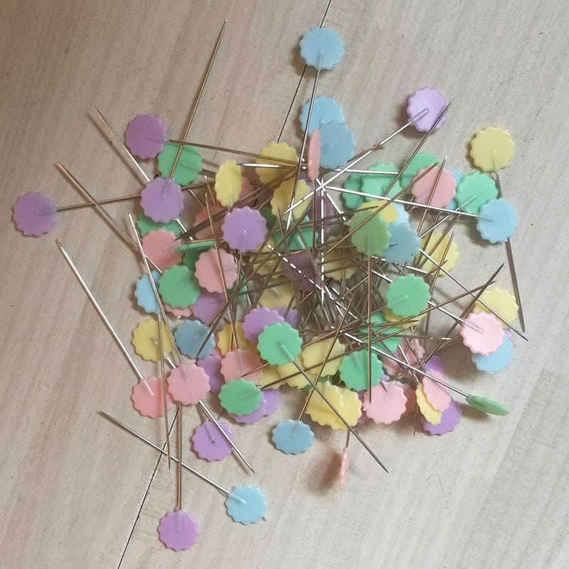 كلاراكو 200 قطعة من دبابيس رأس زهرة البرقوق، دبابيس دفع برأس بلاستيكي على شكل زهرة، دبابيس خياطة، دبابيس خياطة مستقيمة، دبابيس خياطة للأقمشة، دبابيس خياطة لحرف الخياطة اليدوية - Image 3